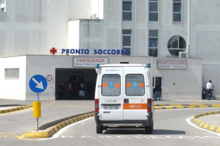 Pregiudicato 19enne ucciso con colpi di pistola alla testa a Brindisi