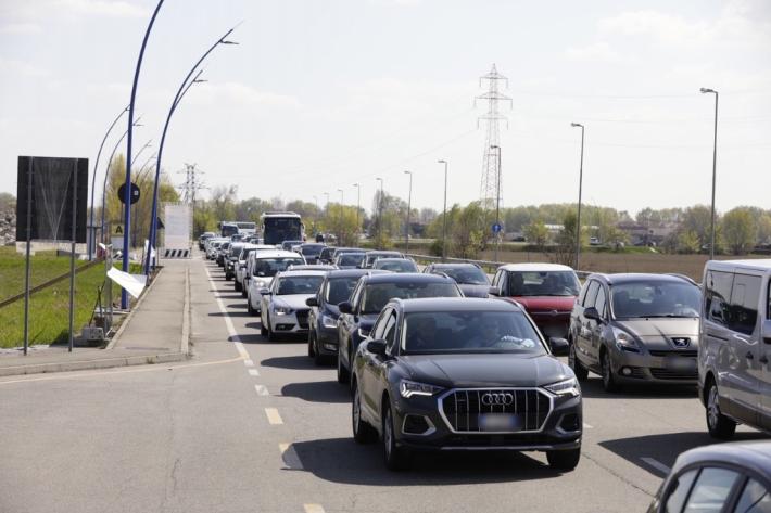 Molto traffico in citt&agrave; e qualche disagio