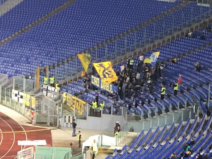 Lazio-Parma, striscione dei tifosi giallobl&ugrave; per Diabolik: 'Ciao Diablo'
