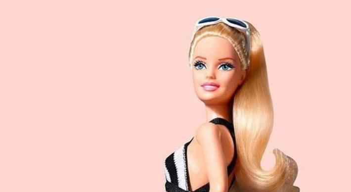 Deputata russa chiede di vietare Barbie, 'promuove i valori Lgbt'