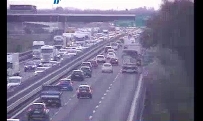 Incidente in A1 zona fiere: lunga coda verso Bologna