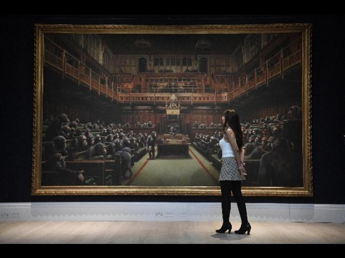 Asta record per un dipinto Banksy a Londra: 11,1 milioni di euro