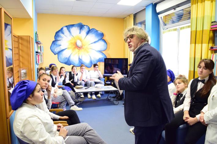 Due soli che si incontrano Il Cirque du soleil alla Valle del Sole