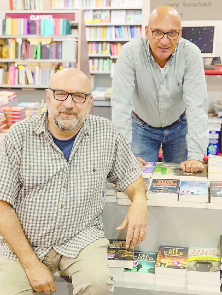 &laquo;Siamo certi, librerie  e   volumi cartacei  non moriranno mai&raquo;