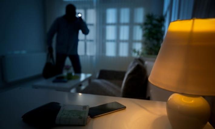 Settimo comandamento, &laquo;Non rubare&raquo;: dimenticato