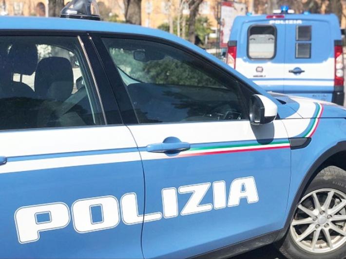 Derubata e picchiata dalla ladra in via Emilia est
