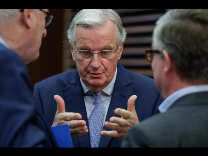 Francia, passa la sfiducia, cade il governo Barnier