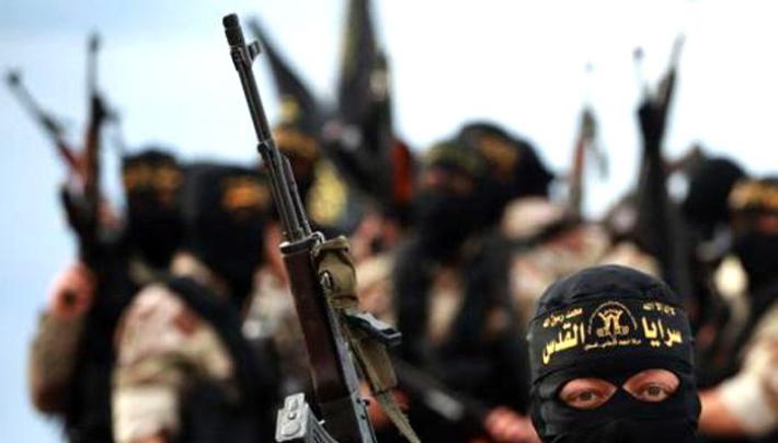  Siria, le Ong: 14 civili uccisi. Fonti curde: 'Scappati 800 affiliati dell'Isis'