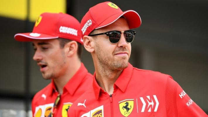 Sebastian Vettel celebra il gioco di squadra