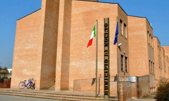 Profughi, Fecci contro chi non li fa lavorare