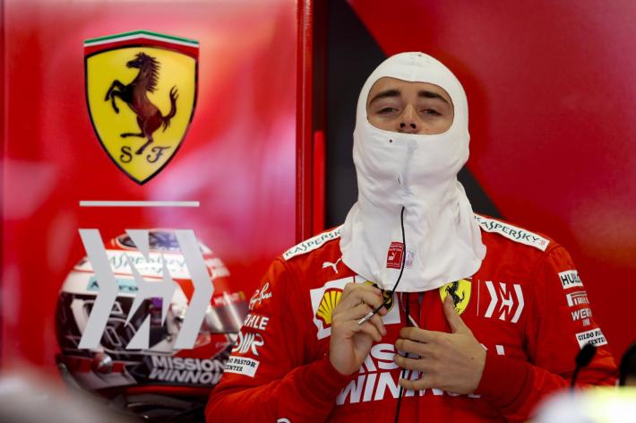 Gp del Messico: Verstappen in pole, Leclerc secondo. Paura per Bottas