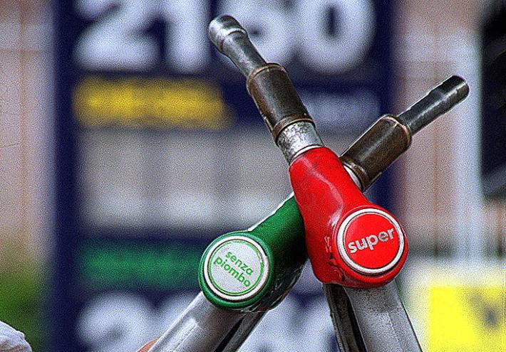 &laquo;Il Governo latita&raquo;, i benzinai confermano lo sciopero del 6 e 7 novembre 