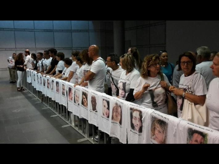 All'asta le bottiglie di vino dell'hotel Rigopiano: 'Famiglie sconvolte: idea macabra'