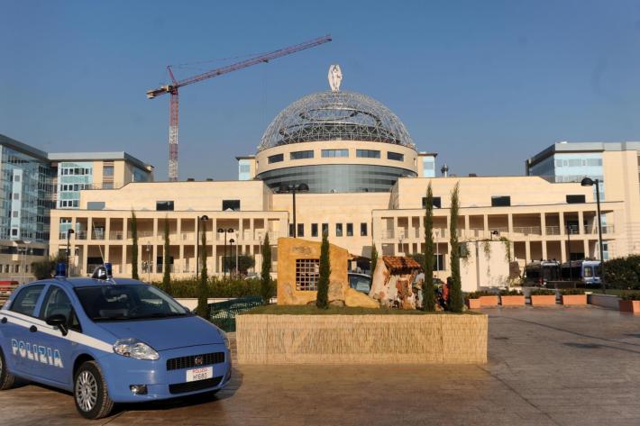 Ergastolano in permesso premio  (uccise 3 carabinieri)  accoltella 79enne