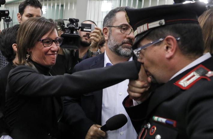 Sentenza Cucchi, fu omicidio: 12 anni ai carabinieri che lo picchiarono