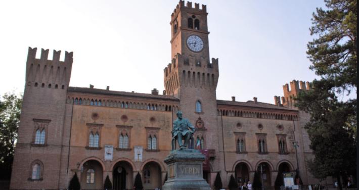 Cartelli distrutti, la polizia locale trova il responsabile