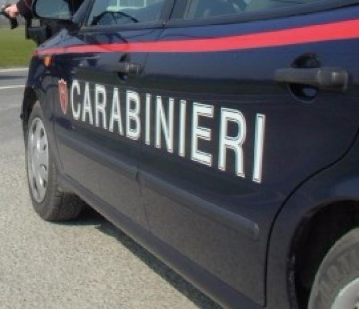 Accoltellato e preso a martellate nel Milanese, &egrave; grave