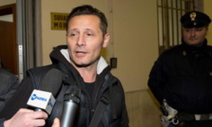 Fugg&igrave; in Spagna con il figlio, condannato a 1 anno