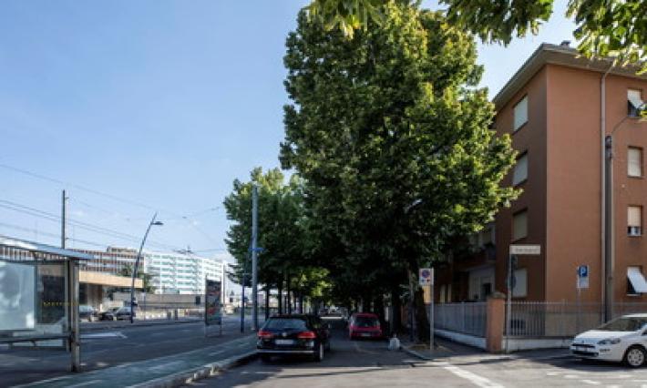 Studentessa aggredita e derubata sul pianerottolo di casa