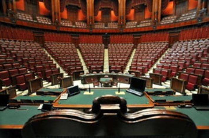 Aumento di stipendio per i capogruppo della Camera: un'indennit&agrave; extra di 1.200 euro (ma senza spese aggiuntive)