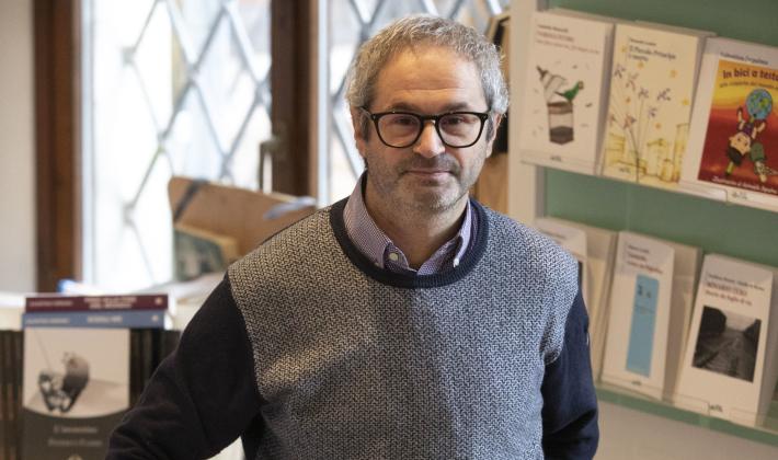 Non vendo solo libri, la mia  &egrave; una bottega  di quartiere