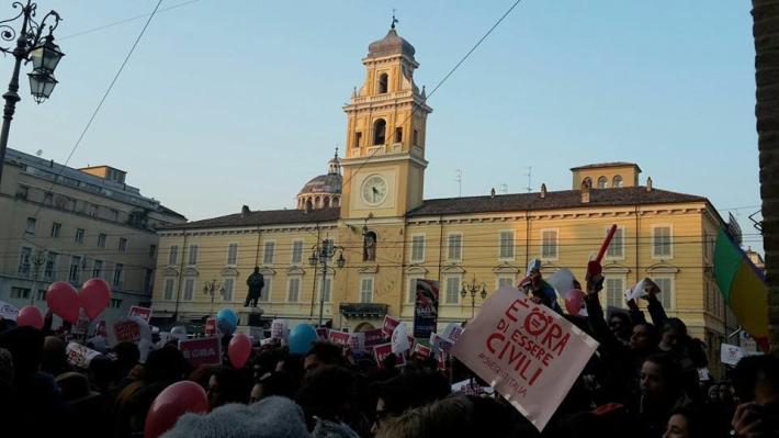 Pizzarotti con la Piazza di #svegliaitalia