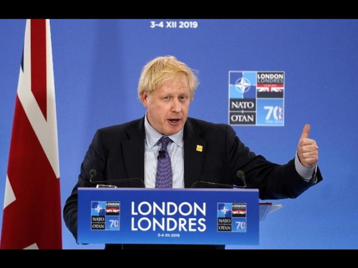 Exit poll: stravince Johnson, brexit a un passo