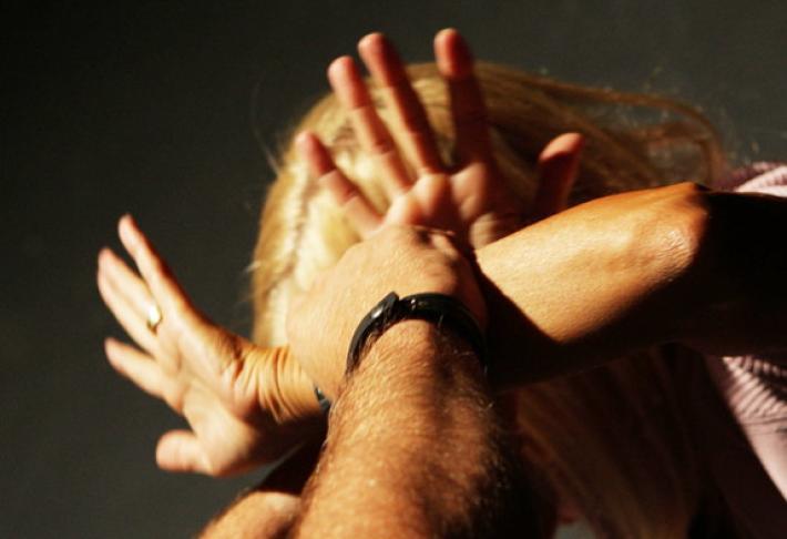 Accoltella la ex, il pm aveva chiesto invano carcere per stalking 