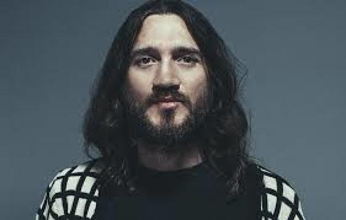  John Frusciante torna nei Red Hot Chili Peppers