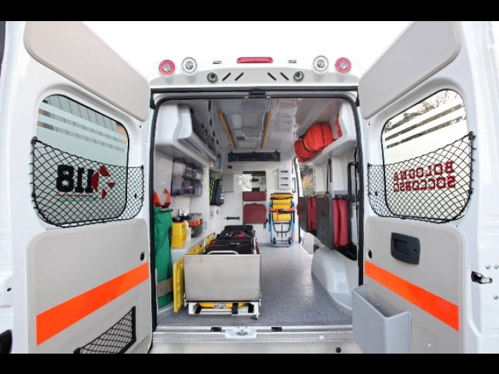 Monticelli d'Ongina, operaia muore sotto una pressa 