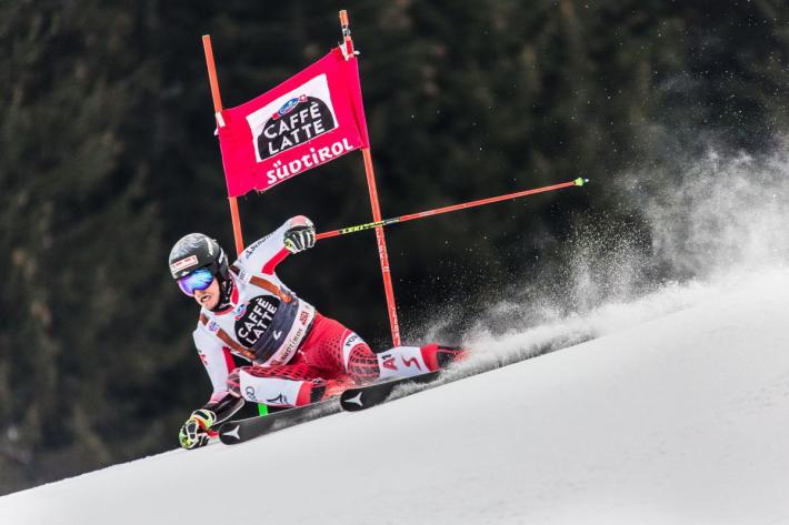 Kristoffersen vince il gigante in alta badia, 16&deg; de aliprandini