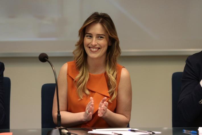 Tutti assolti a processo Etruria, anche Boschi senior. Maria Elena Boschi: "Ho pianto come una bambina"