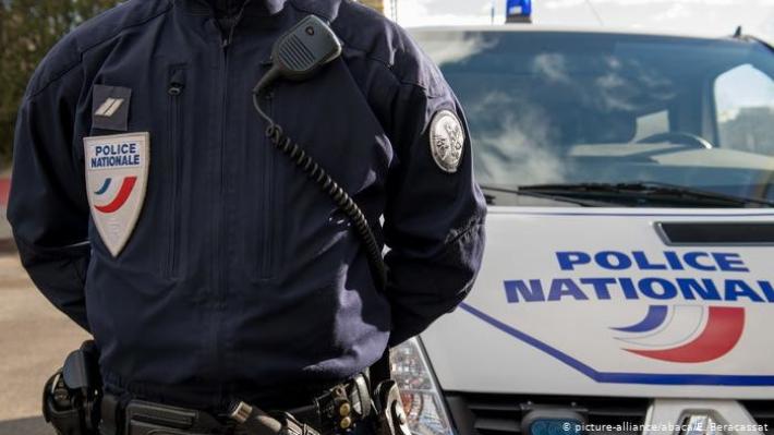 Attacco con il coltello a Villejuif: un morto e due feriti.  L'aggressore ucciso dalla polizia