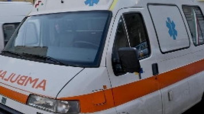 Dirottano ambulanza in un altro ospedale e trovano la polizia: protagonisti i parenti di un paziente