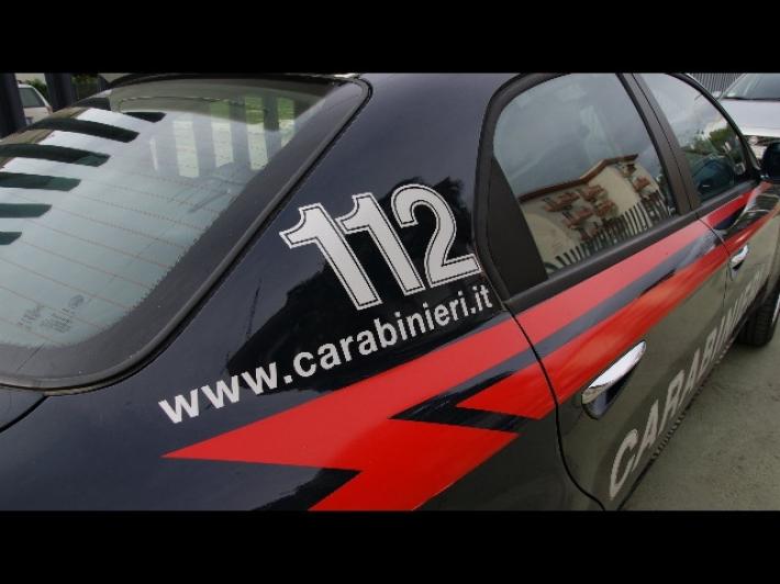 Tenta di rapire una bimba di due anni in strada: arrestato 35enne a Bari 