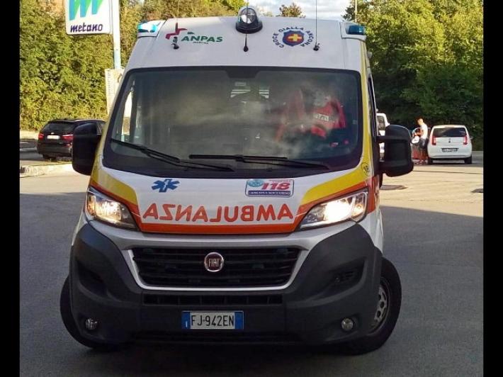 Milano, disabile annega durante un corso di nuoto