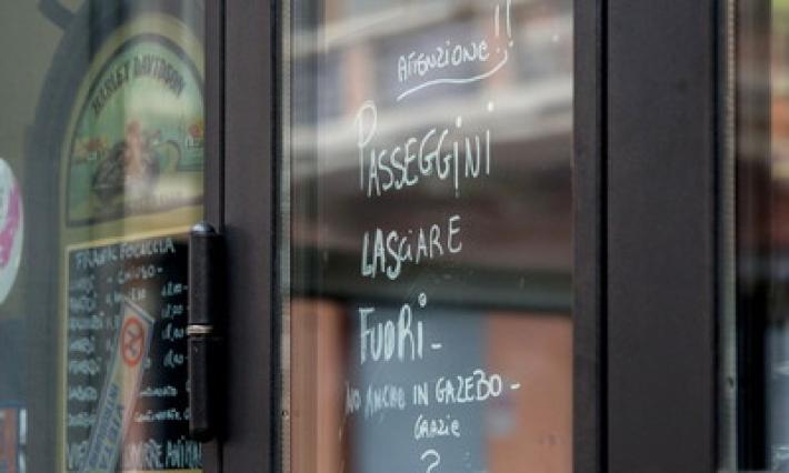 Niente passeggini in focacceria