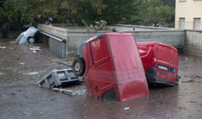 Il Comitato  alluvionati  di Parma: "Per favore, pulite l'alveo del Baganza"