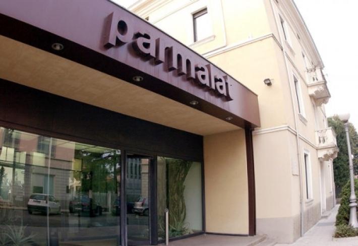 Favori al clan dei Casalesi: ai domiciliari due manager della Parmalat