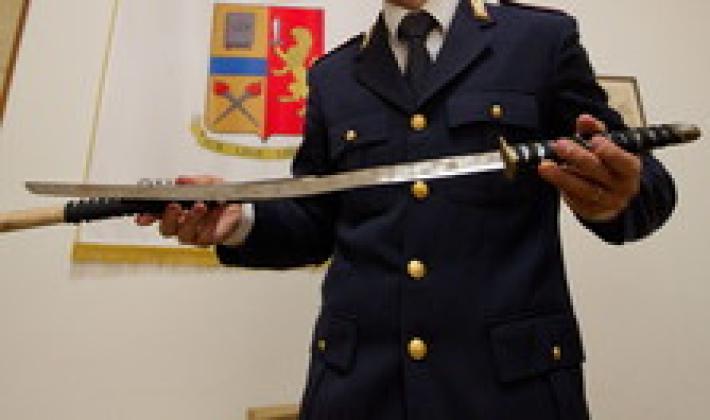 Lite con martello e katana nel Bolognese 