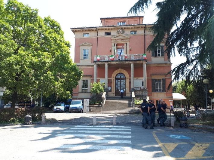 Bibbiano, la Questura d&agrave; la precedenza alla Lega. Alle Sardine offre un'altra piazza