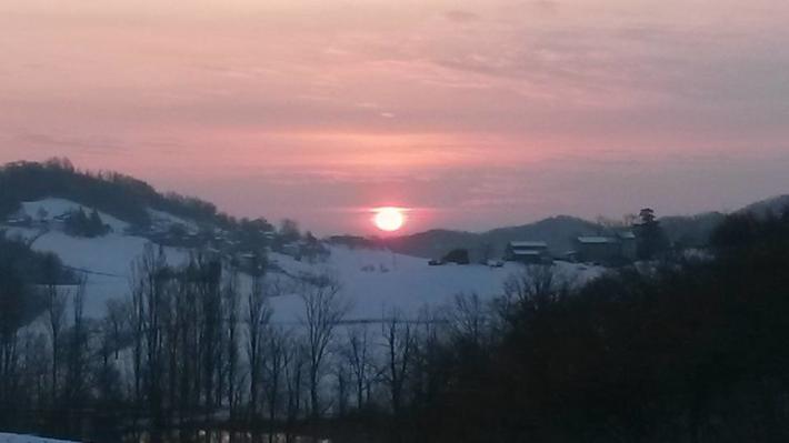 Alba bianco-rosa. Le vostre foto