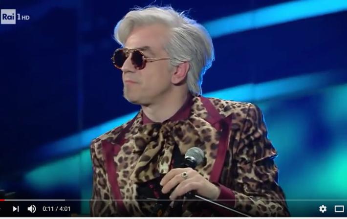 Bugo: 'Mi ha insultato'. Morgan: 'Ha 'violentato' Endrigo'. Squalificati