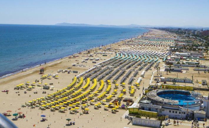 Tornano balneabili le acque di tutta la Riviera