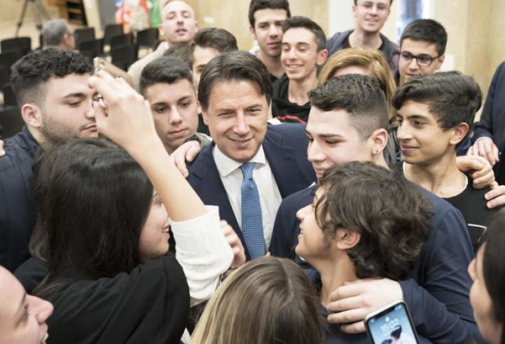 Scontro tra Conte e Renzi: la maggioranza alla prova del Senato