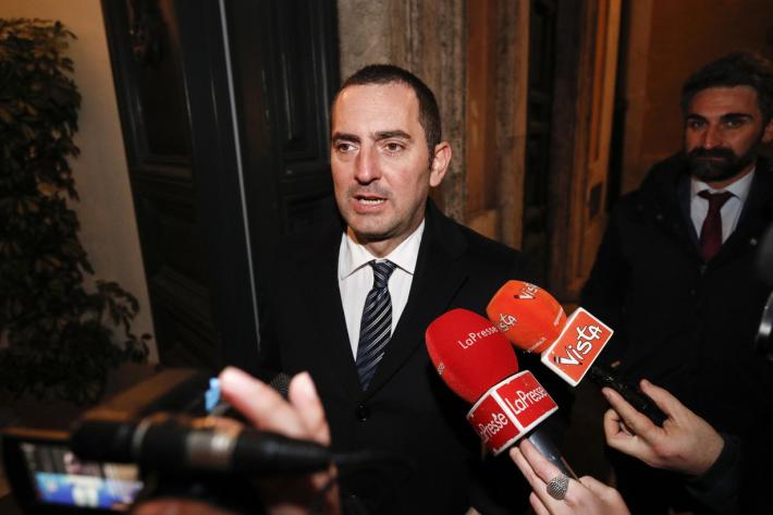 Il ministro Spadafora: 'S&igrave; alle partite a porte chiuse'