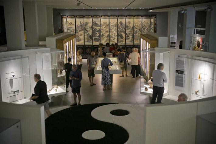 Il Museo d'Arte Cinese e la mostra "Mode nel mondo" sono aperti al pubblico
