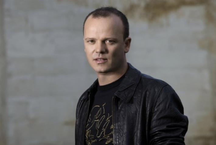 Pintus, Gigi D'Alessio e il musical Ghost rinviati: ecco le nuove date