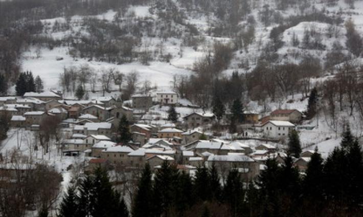 Metter su famiglia in montagna