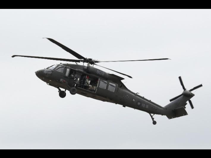 L'ennesima bufala: disinfestazione con gli elicotteri su Parma